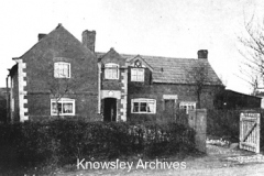 Bear's Paw Cottages, Cronton