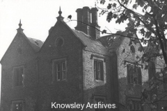The Hayes, Halewood