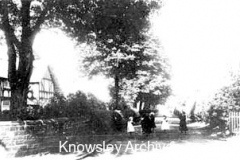 Court Avenue, Halewood