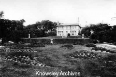 Ewanville, Huyton