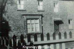 Vale Cottage, Huyton Quarry