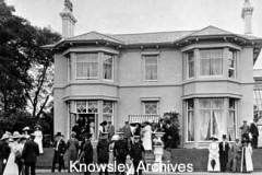 Ewanville, Huyton