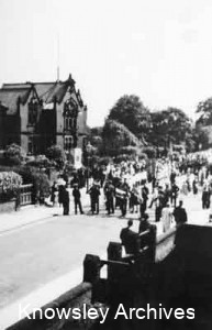 Annual procession, Huyton