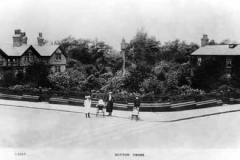 Huyton Cross, Huyton