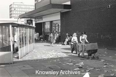 Strike of refuse collectors, Kirkby