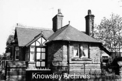 Vicarage Lodge, Knowsley Village