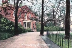 Roby Hall, Roby