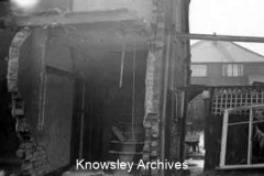 Bomb damage, Swanside Road, Roby