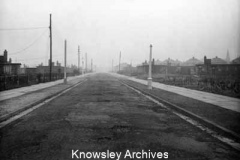 Western Avenue, Roby