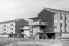 Maisonettes, Stockbridge Village
