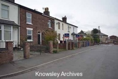 Carr's Terrace, Whiston